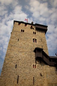 Schloss Burg In Solingen | DasLangeSuchen